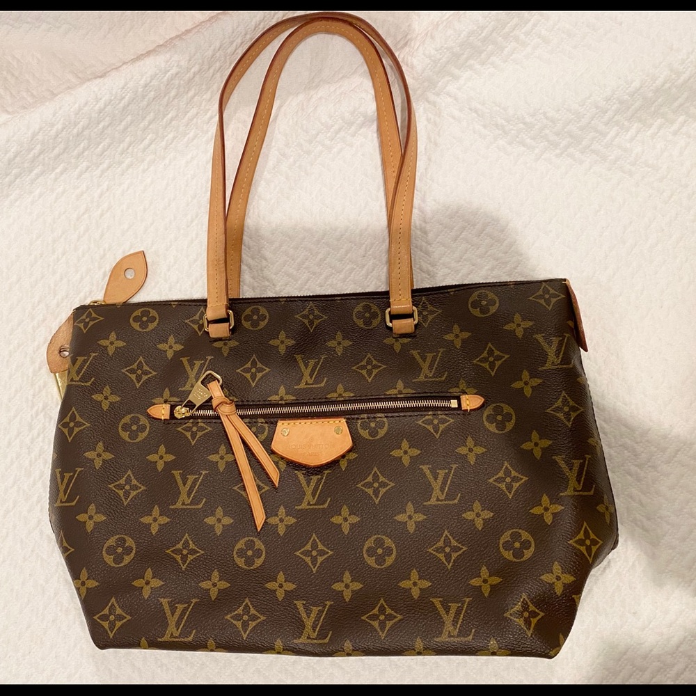 LOUIS VUITTON BAG/TOTE